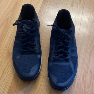 Men’s Reebok workout shoes size 8
